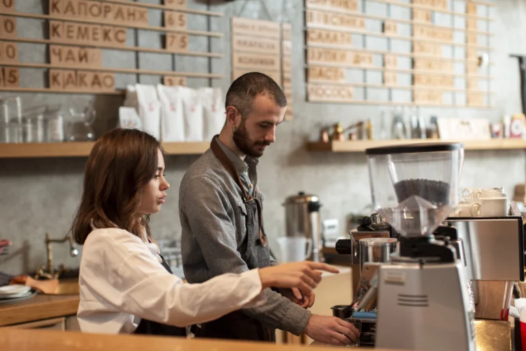 Program lojalnościowy dla kawiarni – jak zwiększyć liczbę powracających klientów?